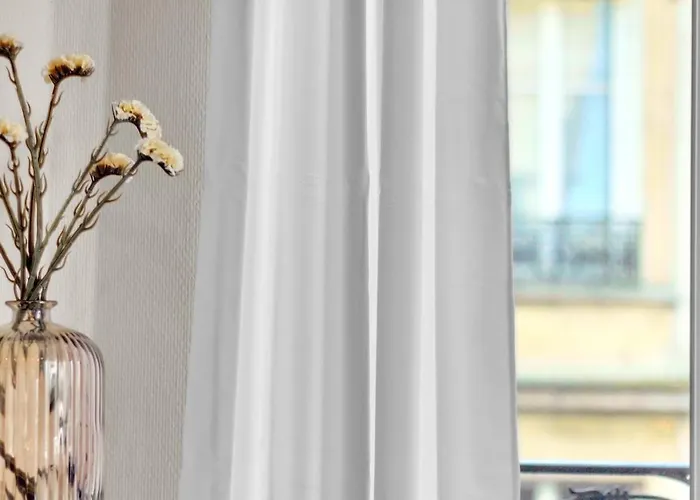 Apartment Le Gabriel - F2-4 Pers-10min Gare & Thermal